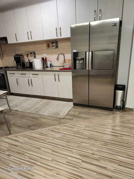 Apartament cu 2 camere, 57 mp, balcon, zona BMW