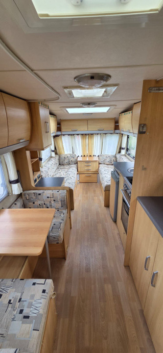 TEREN CU RULOTA FUNCTIONALA 924mp front 34ml 