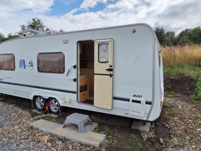 TEREN CU RULOTA FUNCTIONALA 924mp front 34ml 