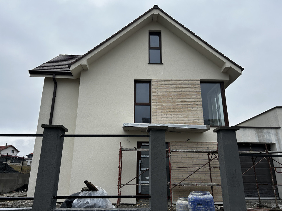 Casa individuala in Chinteni cu garaj 145mp utili si 538mp teren 