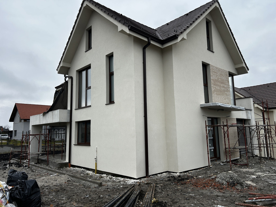 Casa individuala in Chinteni cu garaj 145mp utili si 538mp teren 