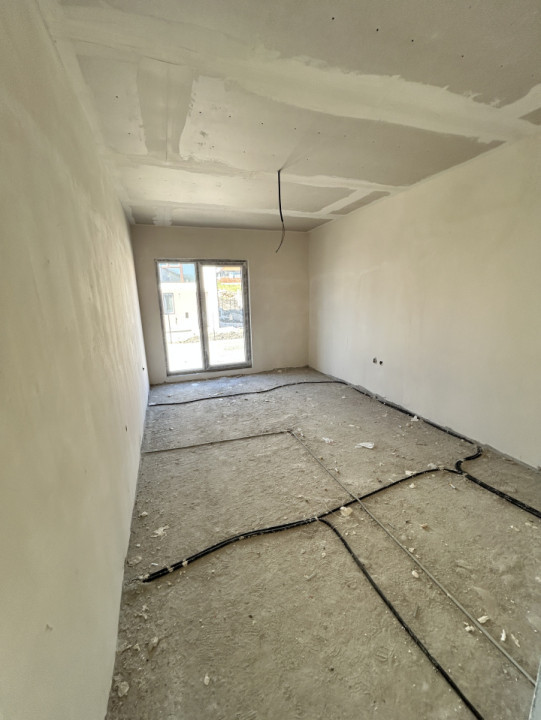 Casa cu garaj 149mp utili si 400mp teren in Chinteni cu CF