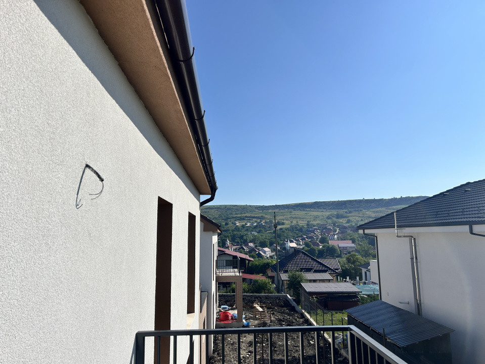 Casa cu garaj 149mp utili si 400mp teren in Chinteni cu CF