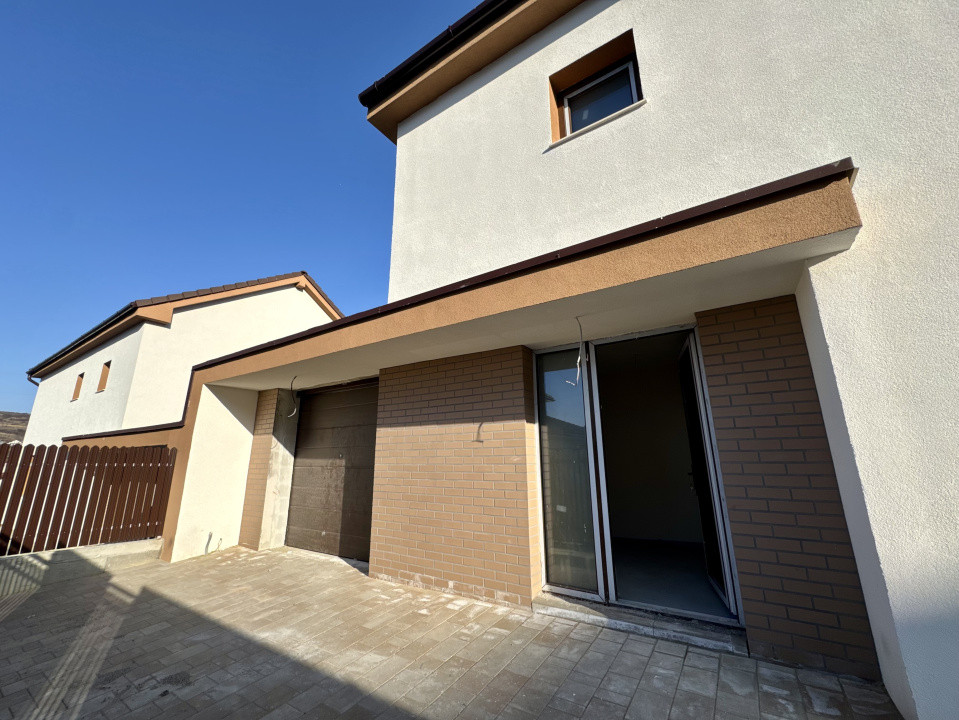 Casă cu garaj, 150 mp, 400 mp teren, CF disponibil, Chinteni