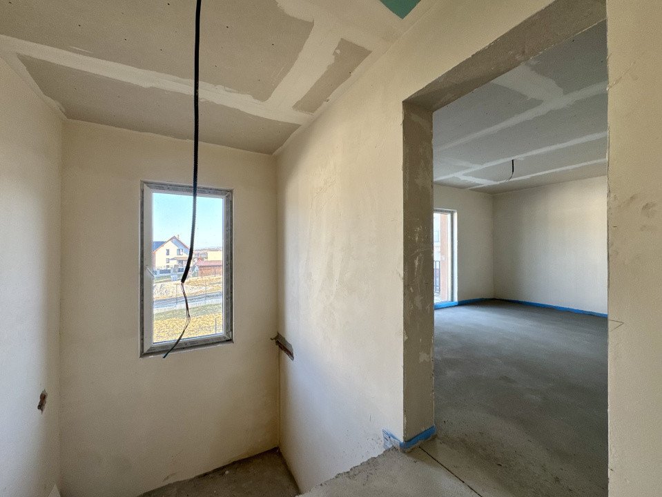 Casă cu garaj, 150 mp, 400 mp teren, CF disponibil, Chinteni