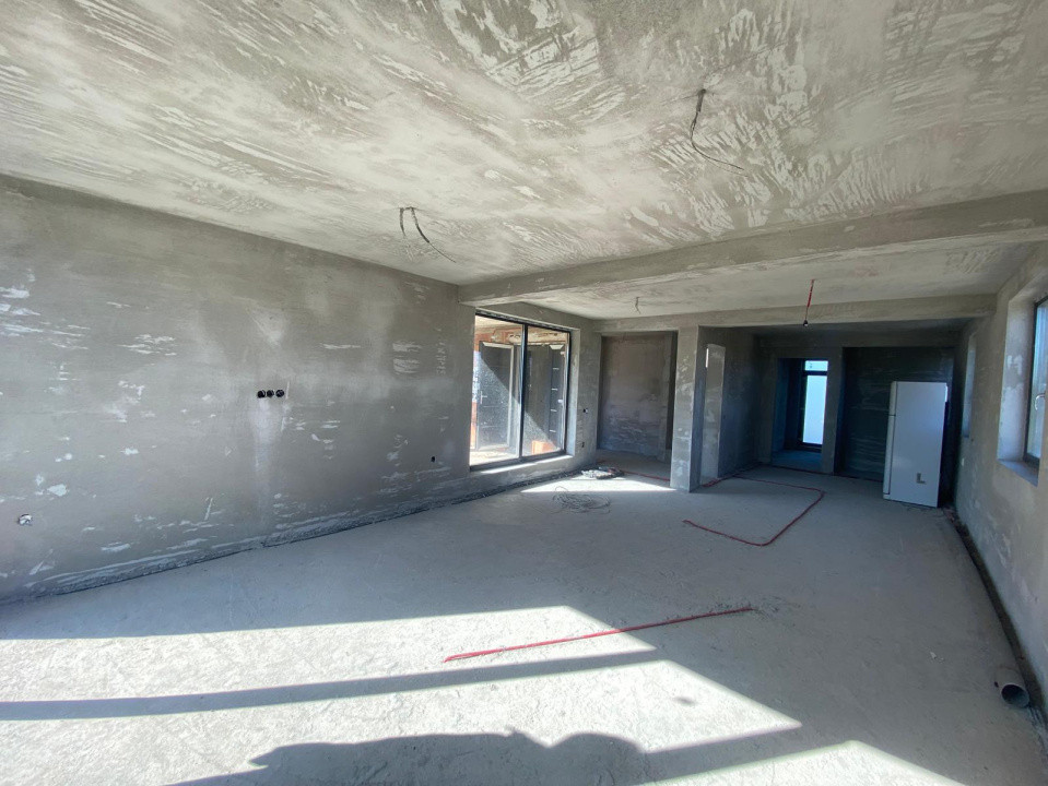 INVESTITIE! Casa 235 mp utili - 5 camere - garaj , Jucu de sus!