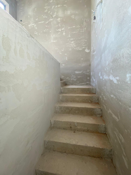 INVESTITIE! Casa 235 mp utili - 5 camere - garaj , Jucu de sus!