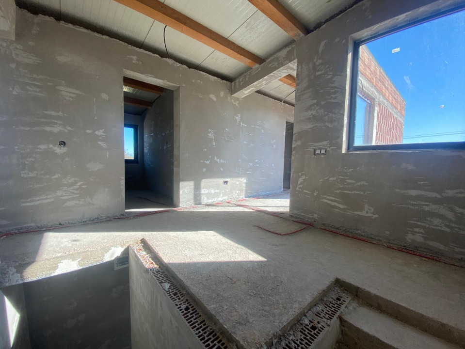 INVESTITIE! Casa 235 mp utili - 5 camere - garaj , Jucu de sus!