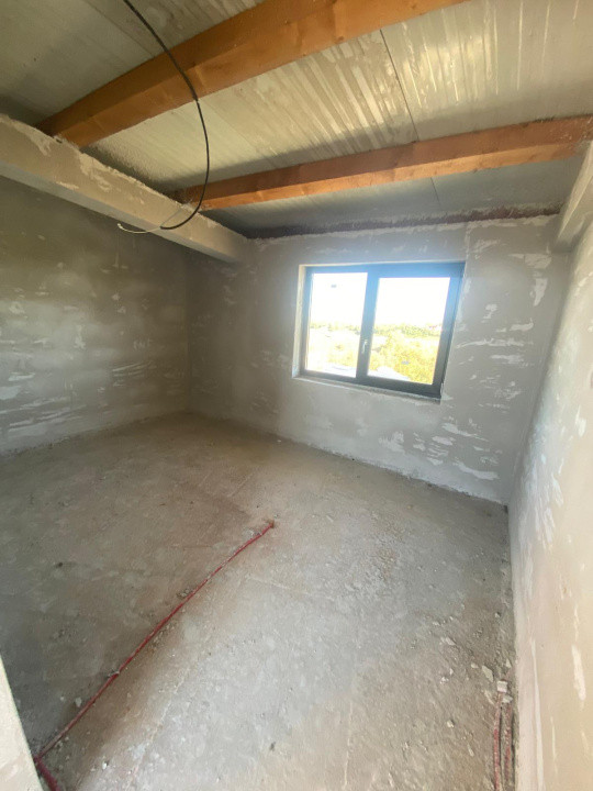 INVESTITIE! Casa 235 mp utili - 5 camere - garaj , Jucu de sus!