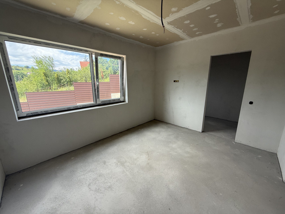 Casa individuala 145 mp utili - 4 camere - Stolna!