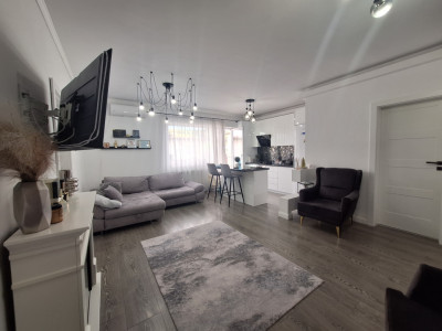 Apartament cu 3 camere, 58 mp, terasa, zona Ametyst