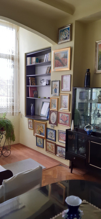 Str. 21 Decembrie! Apartament cu 3 camere 73mp etaj 1 zona 