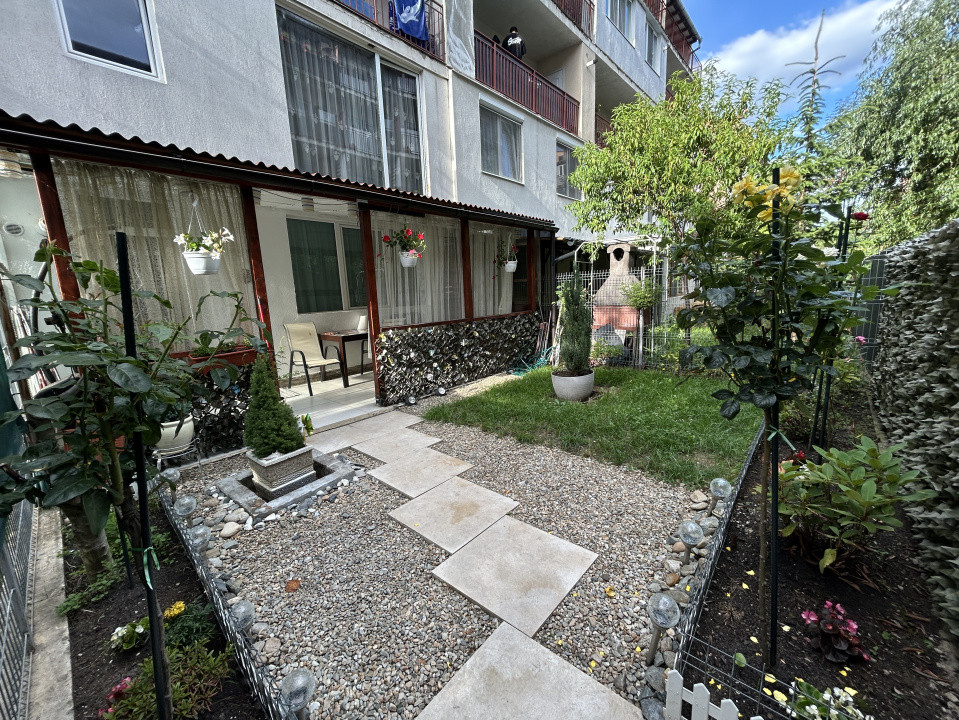 Apartament 2 camere, semidecomandat, mobilat/utilat cu grădină, zona Eroilor 