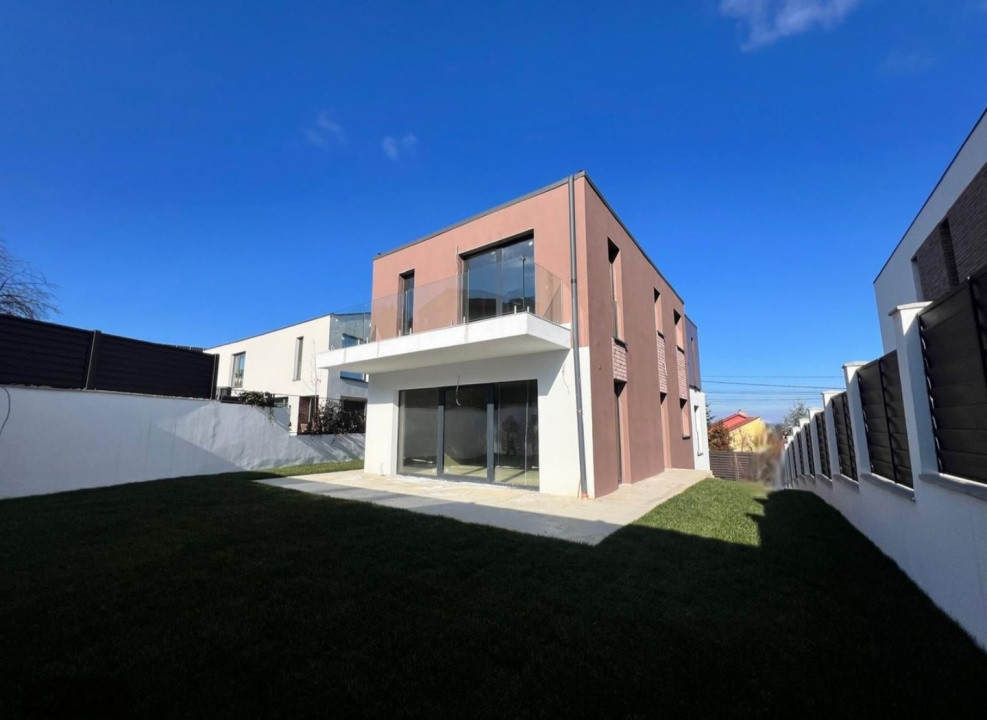 Casa individuala, 254mp utili, 415mp teren, Europa