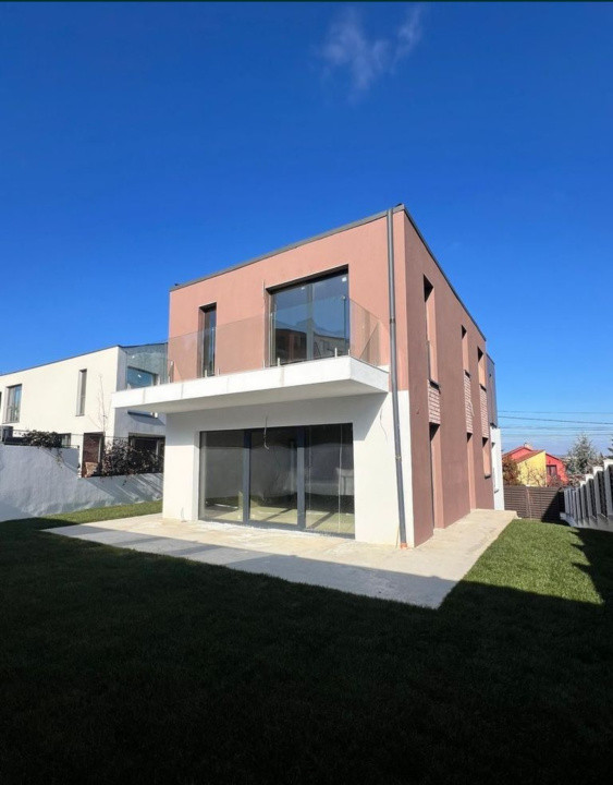 Casa individuala, 254mp utili, 415mp teren, Europa