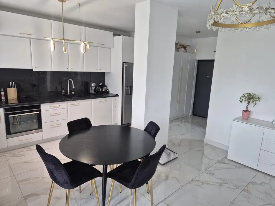 Apartament cu 3 camere, 65 mp, terasa, zona Parcului Poligon