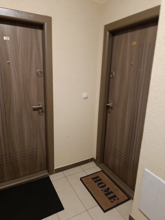 Apartament de 2 camere decomandat, 48mp, parcare, zona Stejarului