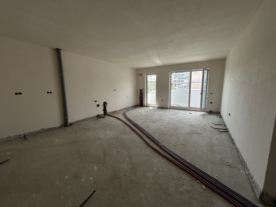 Apartament 2 camere, semidecomandat, semifinisat, 55,57 mp , zona Eroilor 