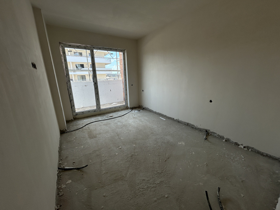 Apartament 2 camere, semidecomandat, semifinisat, 55,57 mp , zona Eroilor 