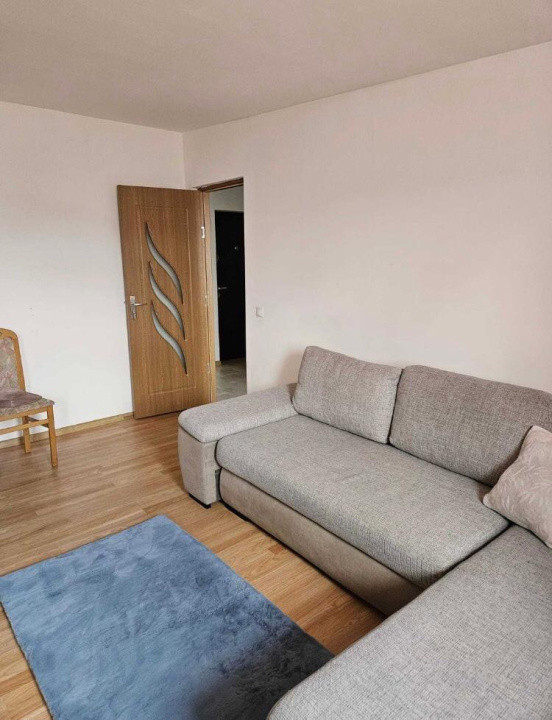 apartament decomandat cu 1 camera,zona Ioan Rus