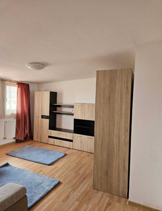 apartament decomandat cu 1 camera,zona Ioan Rus
