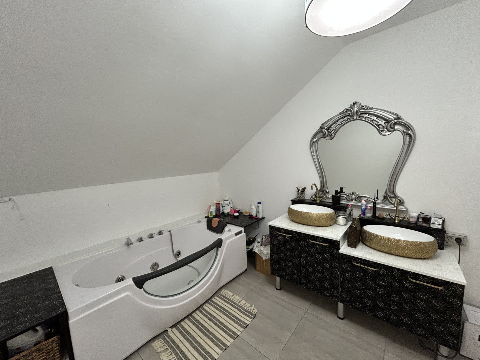 Apartament cu 3 camere 77.8 mp utili plus terasa zona Tineretului 