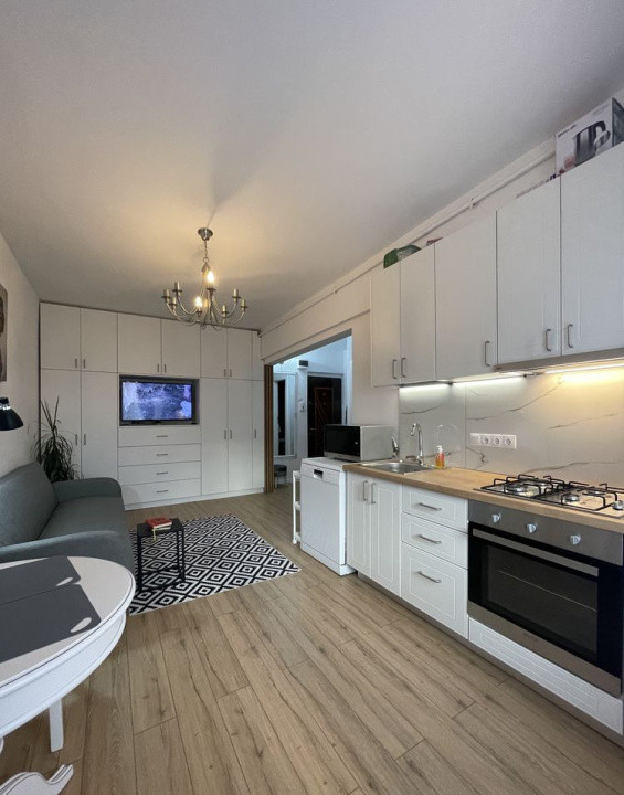 Apartament o camera, 33mp, finisaje moderne, zona Maramuresului