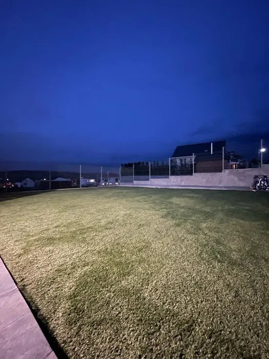 Casă tip duplex, 120 mp utili, 4 camere, 360 mp teren, saună, zona Romul Ladea