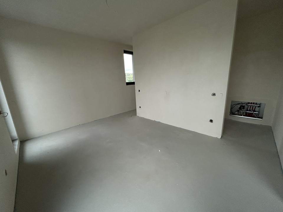 Casa tip duplex semifinisat , 180 mp utili , 400 mp teren zona Făget 