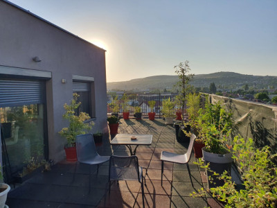 Apartament tip Penthouse 50mp utili plus 100mp terasa zona Farmec Marasti 