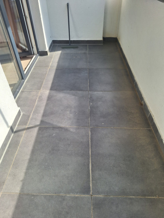 Apartament cu 2 camere, 45 mp, balcon, parcare, zona Tineretului