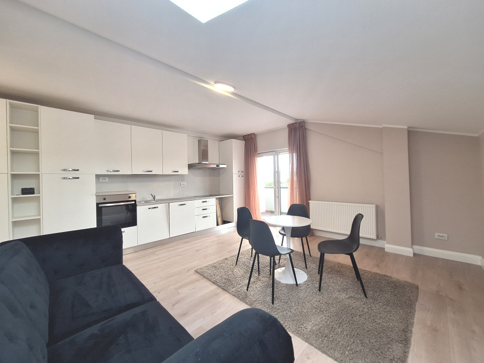 Apartament cu 2 camere, 45 mp, balcon, parcare, zona Tineretului