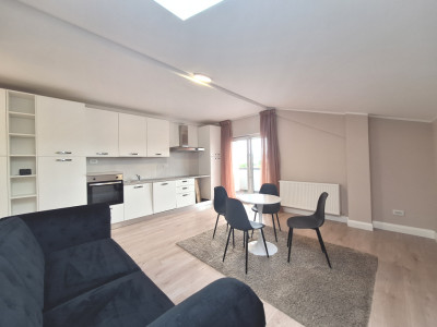 Apartament cu 2 camere, 45 mp, balcon, parcare, zona Tineretului
