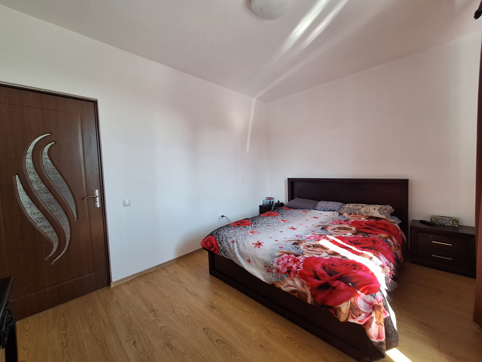 Apartament cu 3 camere, 63 mp, parcare, langa VIVO