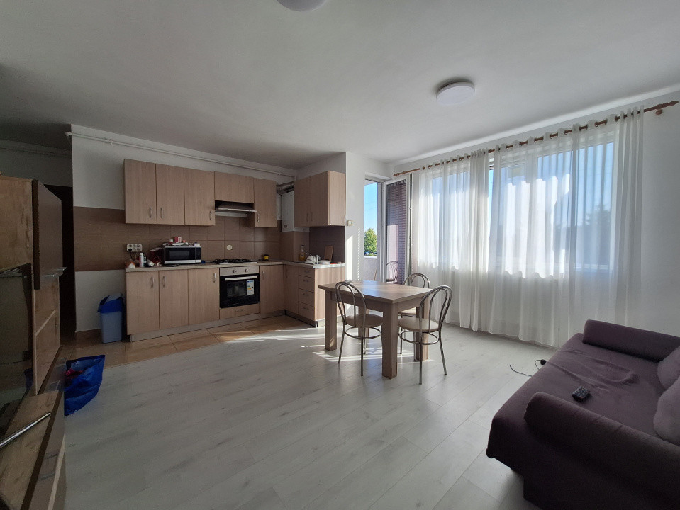 Apartament cu 3 camere, 63 mp, parcare, langa VIVO