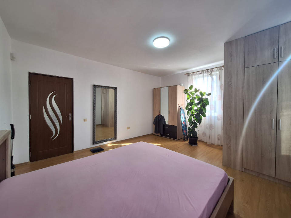 Apartament cu 3 camere, 63 mp, parcare, langa VIVO