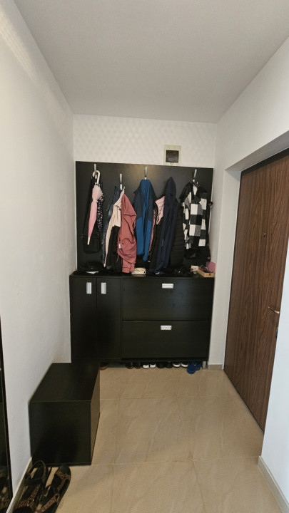 Apartament 3 camere, et intermediar, parcare, Eroilor