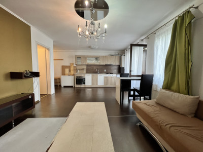 Apartament de 3 camere, 53mp, 2 balcoane, parcare, zona Terra