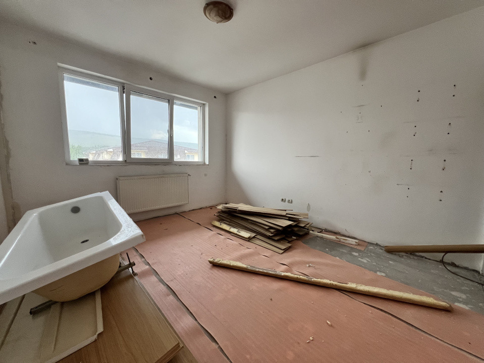 Apartament de 2 camere, pt INVESTITIE, parcare, zona Somesului