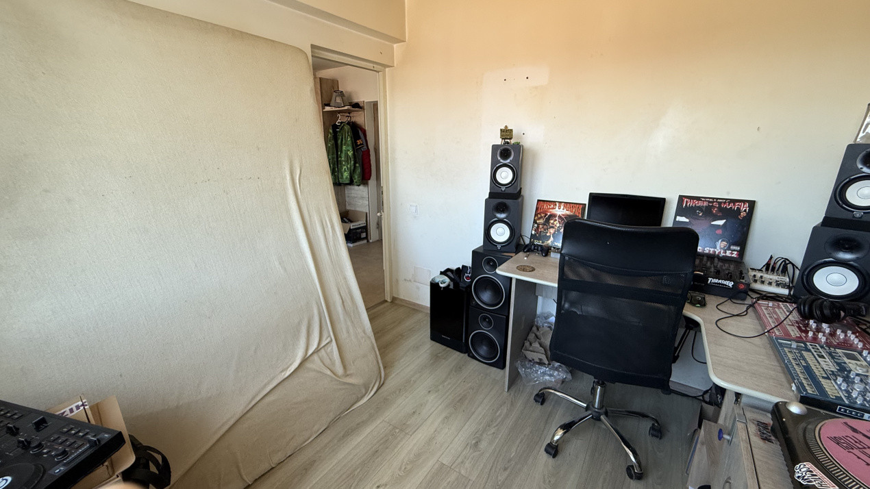 Apartament de 32mp cu o terasa de 21mp, in cartierul Intre Lacuri