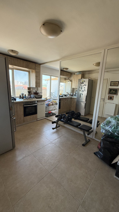 Apartament de 32mp cu o terasa de 21mp, in cartierul Intre Lacuri