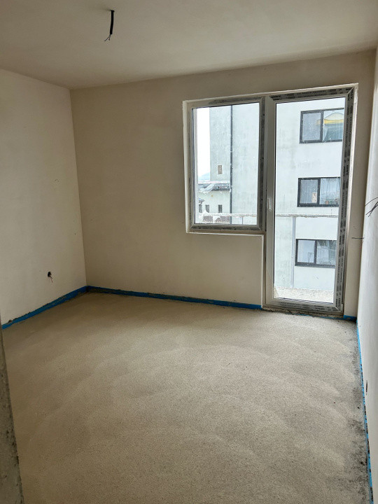 Apartament 2 camere cu parcare, 52 mp, semifinisat, zona Teilor