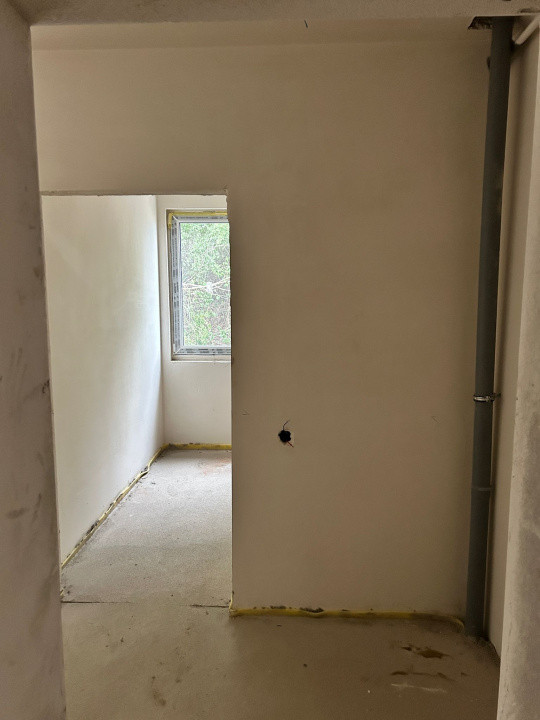 Apartament 3 camere cu parcare, 67 mp, terasa 50 mp, semifinisat, zona Teilor