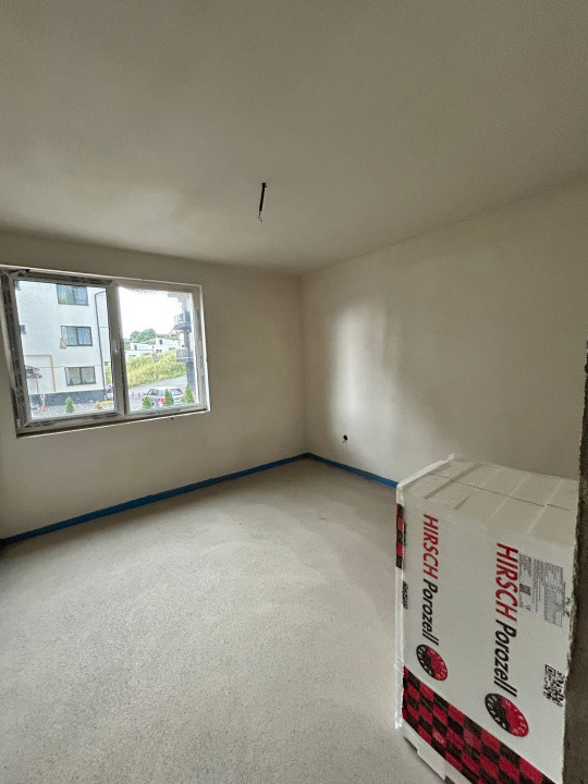 Apartament 3 camere cu parcare, 67 mp, terasa 50 mp, semifinisat, zona Teilor