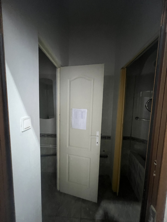 Spatiu de vanzare la strada  , 50 mp , 21 Decembrie 