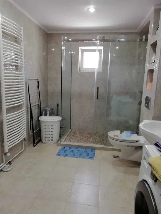 Apartament cu 3 camere, 2 bai, 84 mp, zona Grigore Alexandrescu