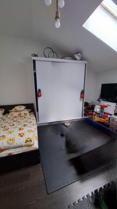 Apartament cu 3 camere, 65 mp, terasa ,parcare, zona Eroilor