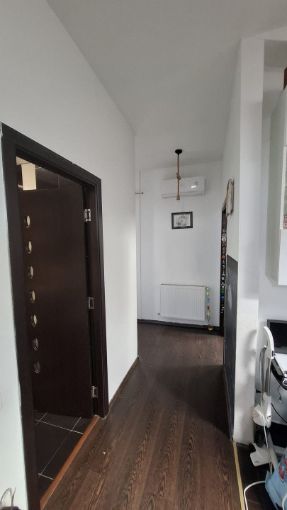 Apartament cu 3 camere, 65 mp, terasa ,parcare, zona Eroilor