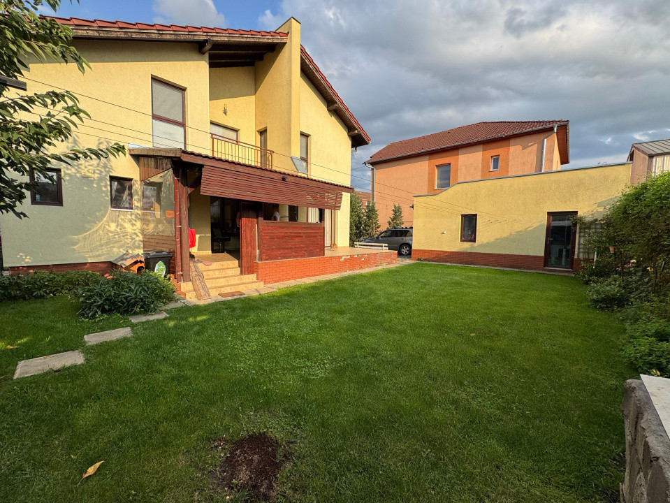 Casa Individuală în EXCLUSIVITATE, 230mp, teren 600mp, Florești 
