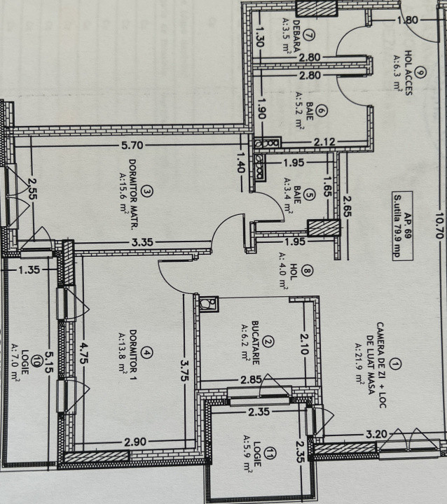 Apartament 3 camere , semidecomandat, semifinisat,  80 mp, zona Avram Iancu